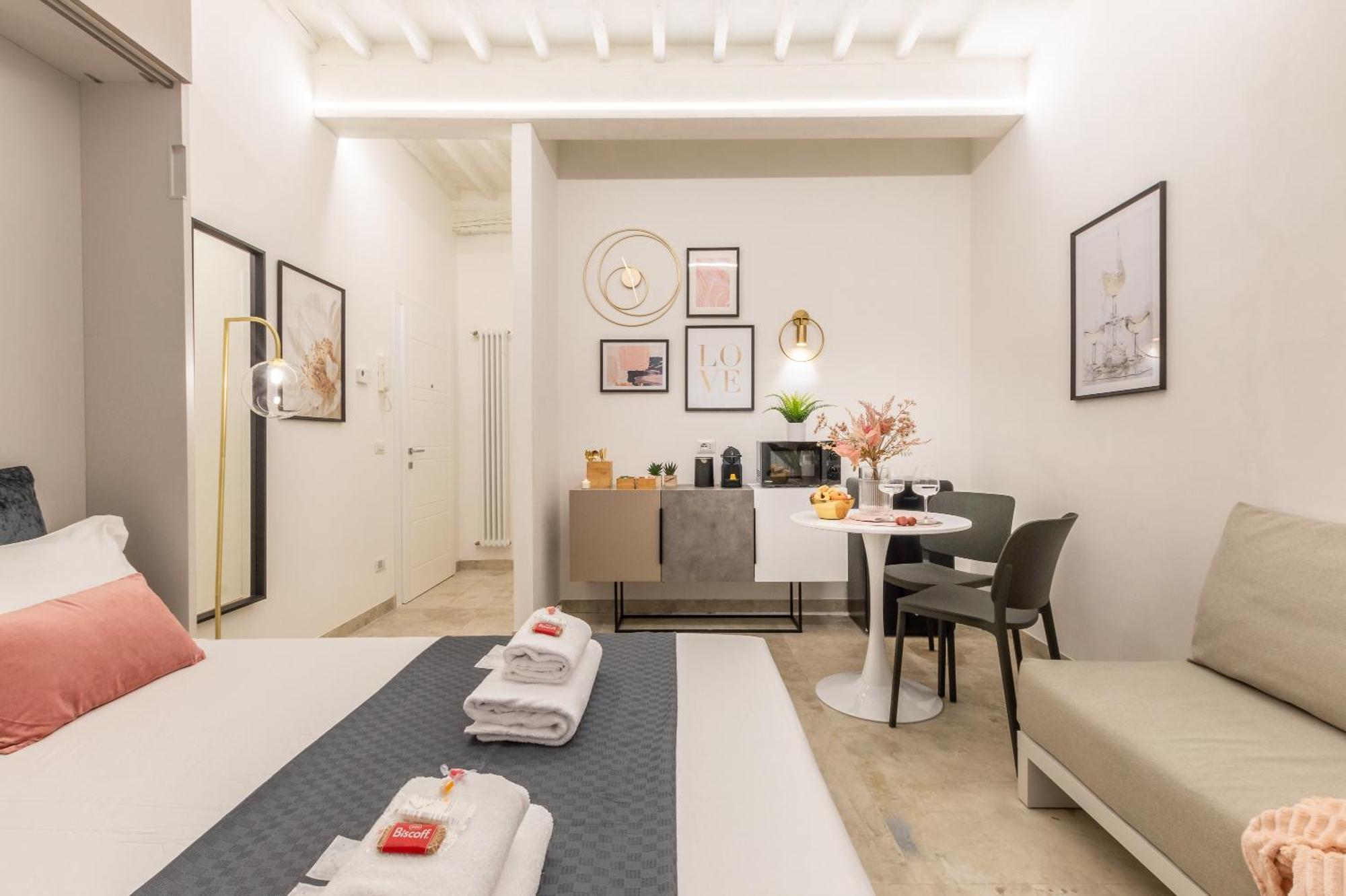 Lady Glam Suite 锡耶纳 外观 照片